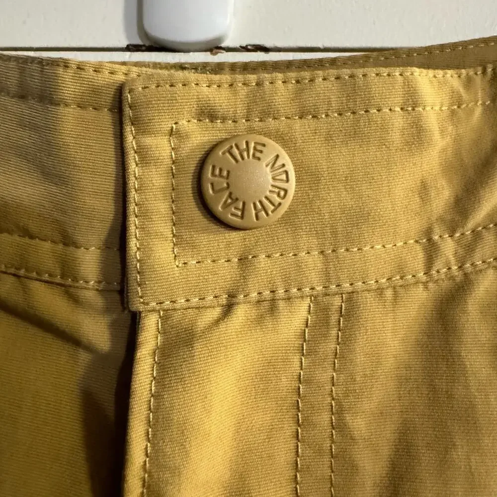 NWT The North Face Indian Ridge Men’s Short In Moab Khaki Gorpcore Hiking Sz 32